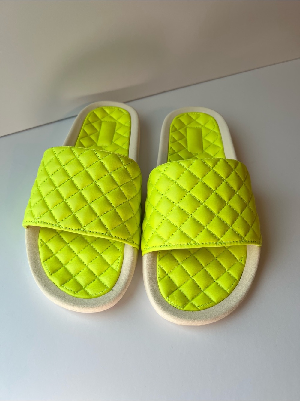 APL - Women's Lusso Slide